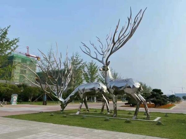 Buy cheap ODM Mirror Polished 316L Stainless Steel Animal Sculpture from wholesalers