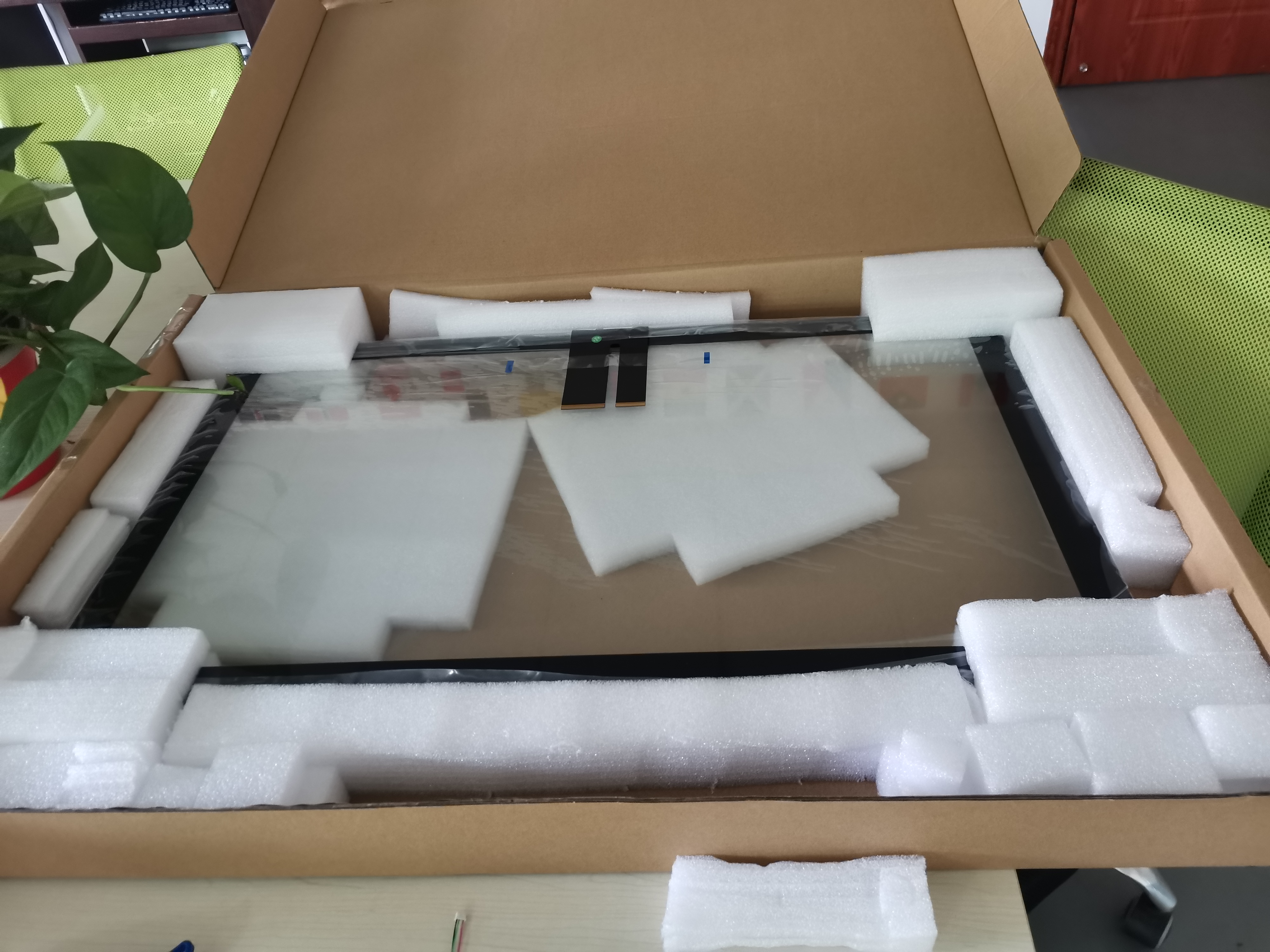 YCLTOUCH factory directly supply 15.6 inch infrared touch screen for touch screen digital display