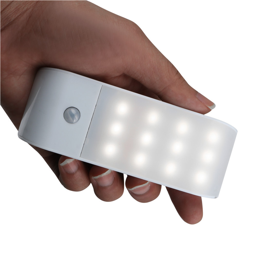 USB Rechargeable IR Night Light with Motion Sensor Wireless 12LED Wall Lights Closet Lamp Auto On/Off Magnetic Plate for