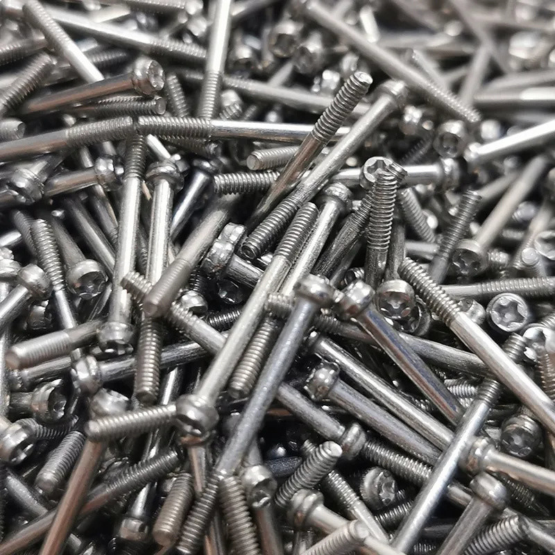 Threaded Stud Bolts Trivalent For Various Industrial Applications