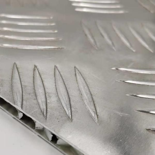 Buy cheap Subway Floor Honeycomb Aluminum Plate 1000x500mm Anti Skid from wholesalers