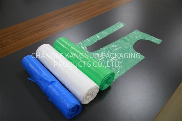 Buy cheap White Disposable Aprons On A Roll Medical Disposable Colored Hygiene PE Aprons from wholesalers