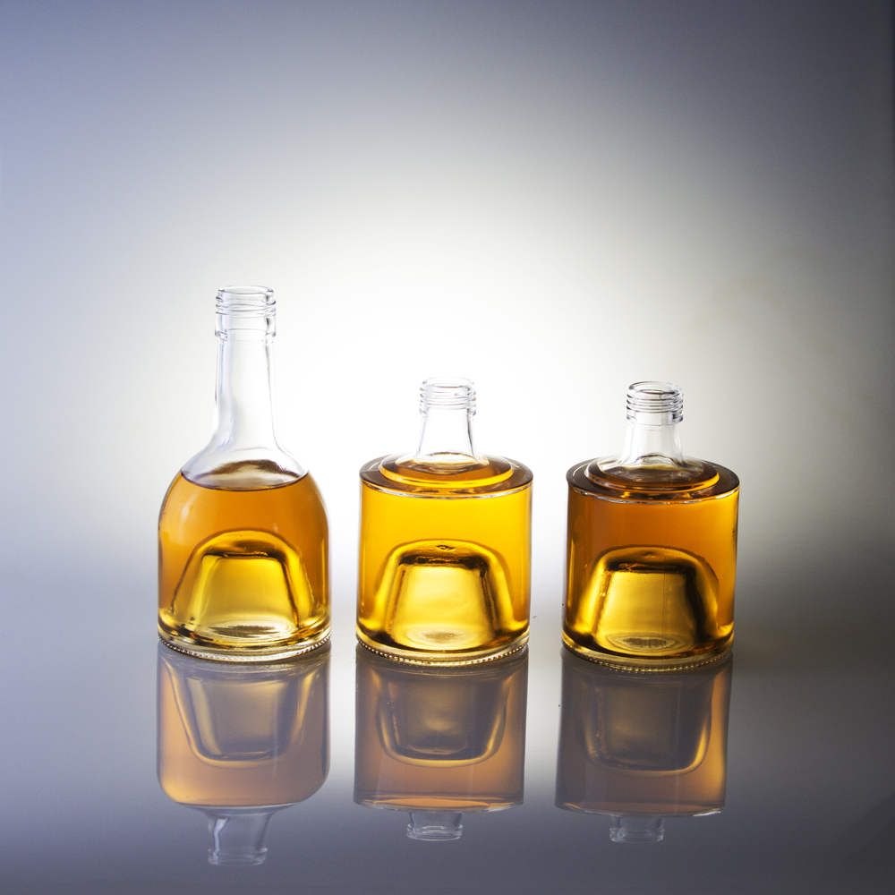 Glass Body Latest Model Mini Liquor Whisky Bottle with Aluminium Cap 50ml 100ml 200ml