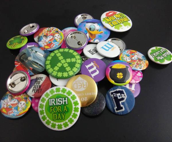 Buy cheap tin badge souvenir,small charming garment accessory from wholesalers