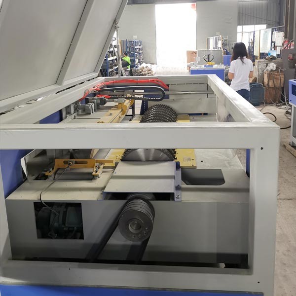 Multiple Blade Model Wooden Pallet Block Cutter Machine