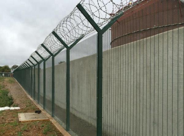 Buy cheap Low Carbon Steel Wire Mesh 80x80mm Post 358 Security Fencing from wholesalers
