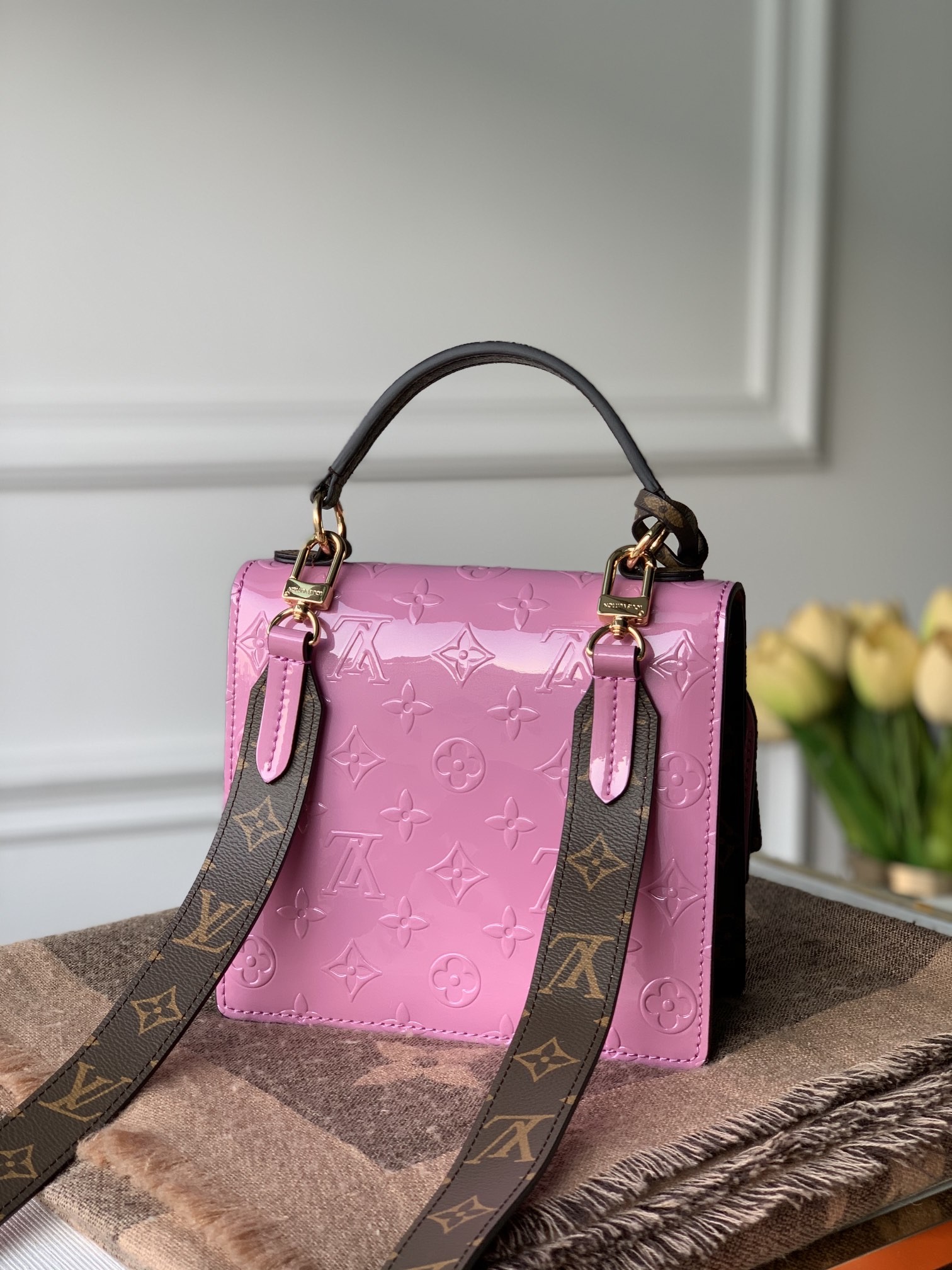 M90568 Spring Street Monogram Vernis patent leather and Monogram coated carvas and Epi leather handbag