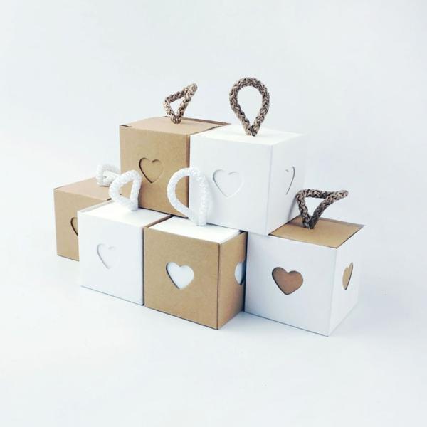 Buy cheap Whitecard Recycled CMYK Wedding 260g Kraft Paper Gift Boxes from wholesalers