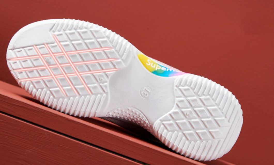 New Style High Heel Shoes Fashion Shoes Flyknit Shoes Sneaker Shoes Sport Shoes Walking Jogging Running Shoes Casual Shoes Ladies Shoes Footwear