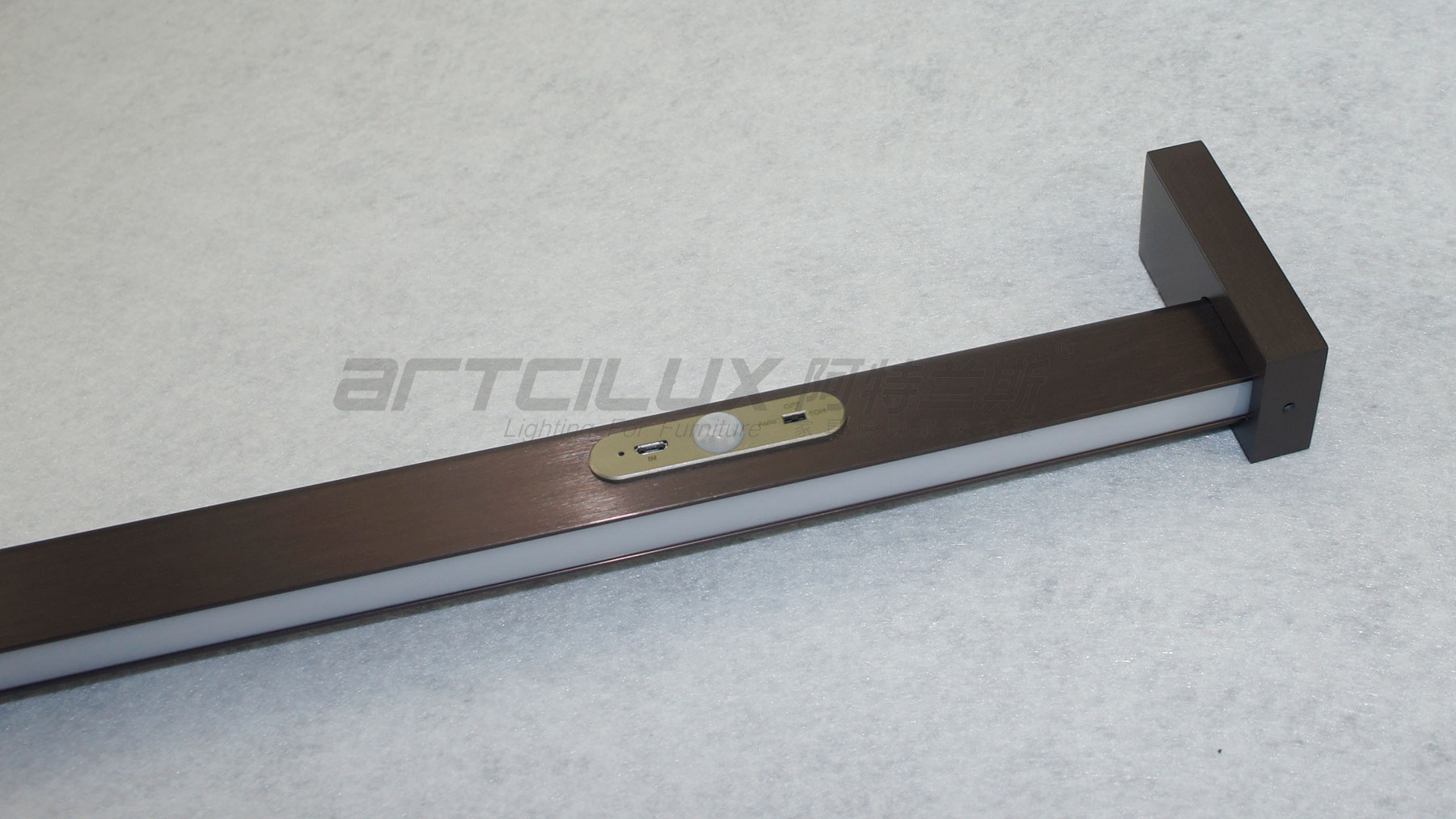 Motion Sensor Hanger Rod with LED Light 30° Beam Angle 400lm Flux A3176