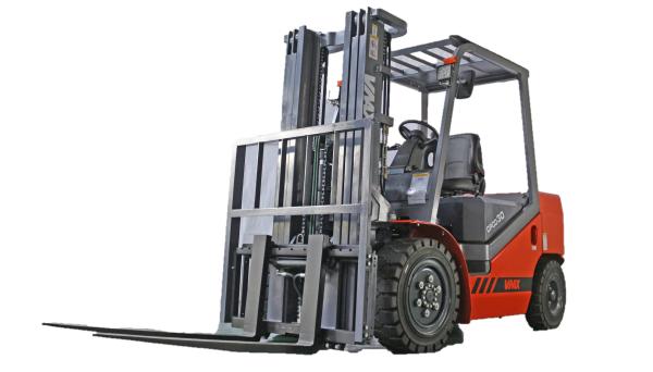 Buy cheap Counterbalance Diesel Powered Forklift / High Reach Forklift Load Capacity 4000kg from wholesalers
