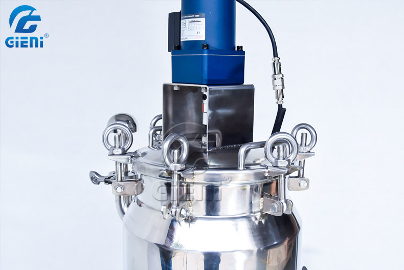 Table Type Mascara Cosmetic Filling Machine Single Nozzle 15L Heating Tank