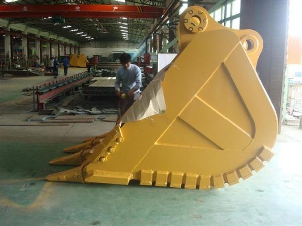 Buy cheap Customized Color Heavy Duty Excavator Bucket , 10-120T Excavator Claw Bucket from wholesalers
