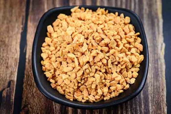 Buy cheap Yellowish Pungency Odor Deep Fried Garlic Granules from wholesalers