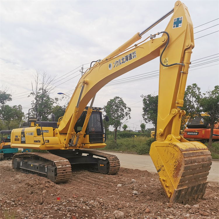 KOMATSU PC350 Crawler Hydraulic Excavator in Good Condition with 2000 Working Hours