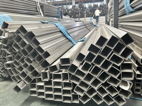 Buy cheap API 5L Stainless Steel Pipe Tube from wholesalers