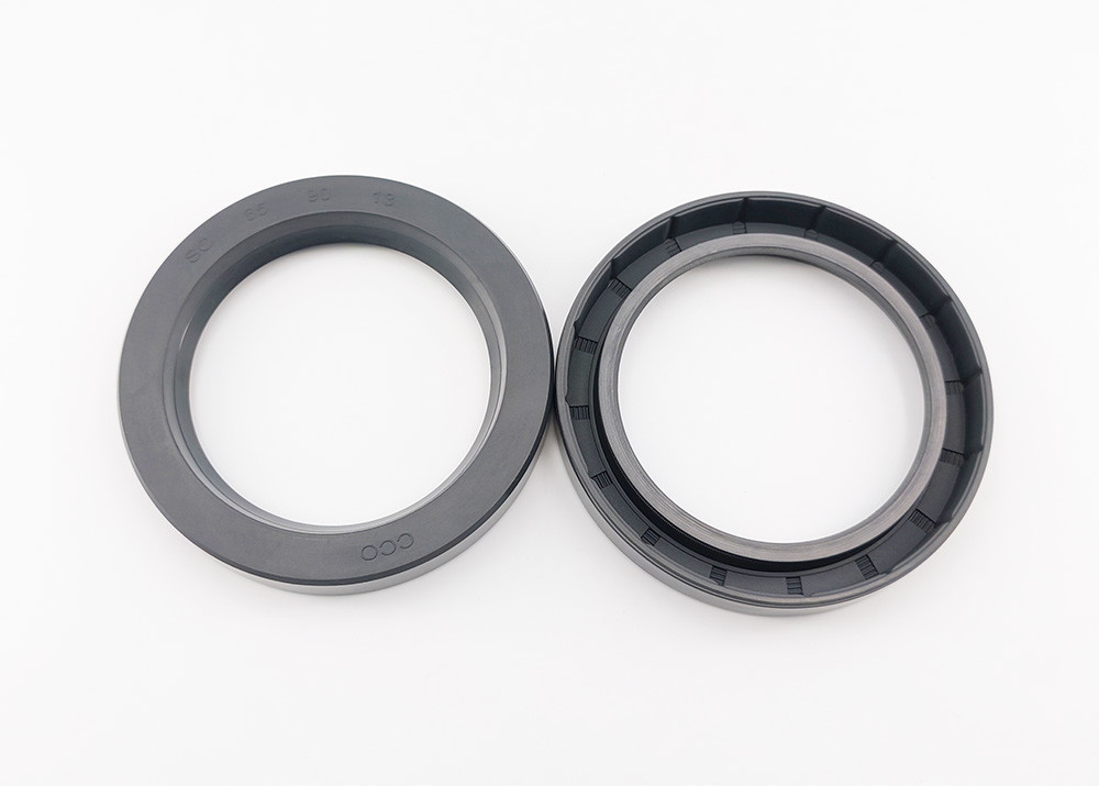 Auto Pump Single Lip Oil Seal SC Type With Spring 32 * 52 * 8