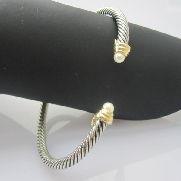 Buy cheap (B-20)Fashion Design Girl Jewelry Bracelets Women Charm Bangle Wholesale from wholesalers