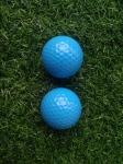 fluorescent golf ball , golf balls , fluorescent golf balls in black light (glow
