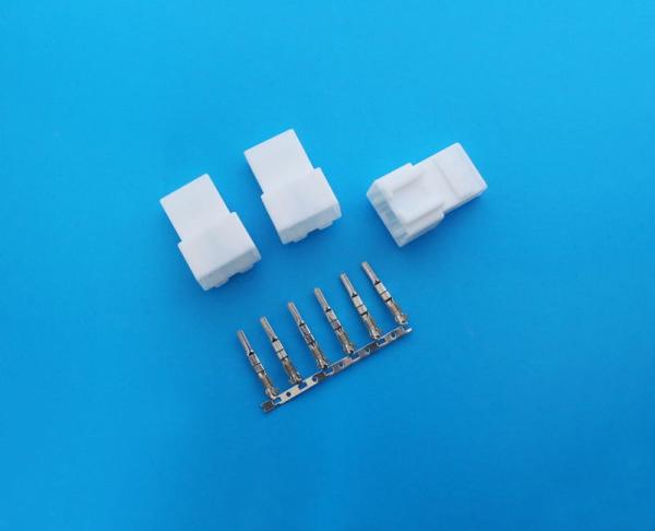 Buy cheap 4 Pin Single Row Power Connectors Nylon 66 UL94V-0 For Automotive DVD And GPS from wholesalers