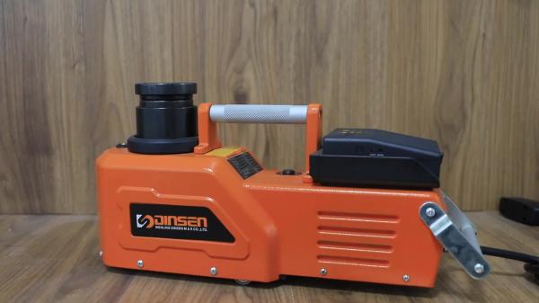 Buy cheap SUV 12 Volt Electric Hydraulic Portable Car Jack ISO9001 Approved from wholesalers