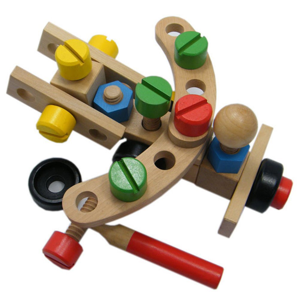 Children's Benefit Intelligence Disassembly Assembly Car Toy Solid Wood Assembly Intelligence 30 Pieces Screw Toy