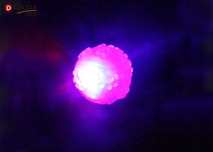 Random Color Pet Toys Chasing Bounce Rubber Ball LED Light Up Flashing