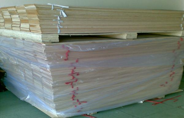 Buy cheap Yellow Sliced Cut Yellow Oak Veneered Plywood Sheets , Flooring Wood Veneers from wholesalers