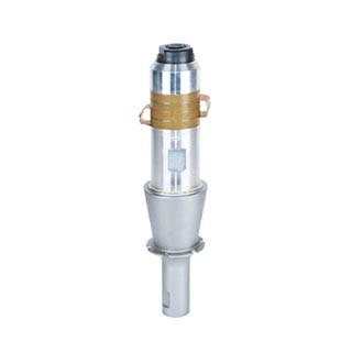 Buy cheap 2600W Ultrasonic Handheld Welding Machine 15KHZ Multi Frequency Ultrasonic Transducer from wholesalers