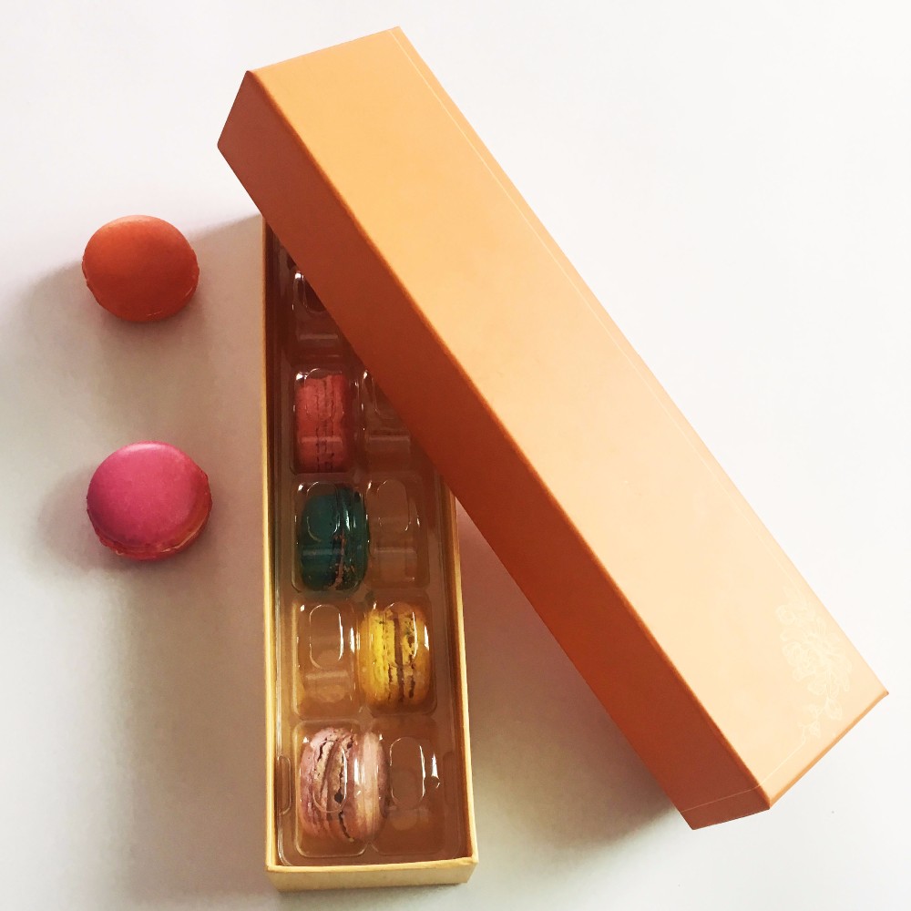 Macaron Takeaway Recyclable Kraft Paper Box Packing With Sliding Drawer