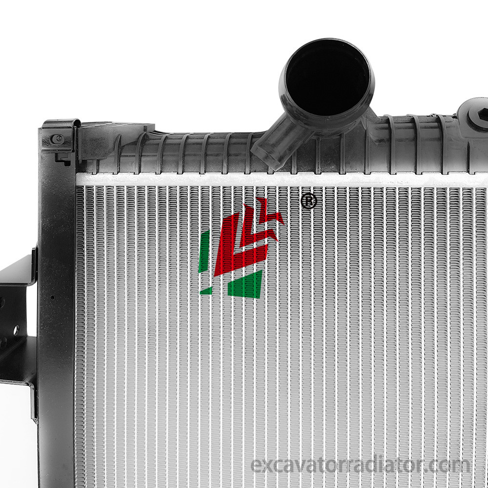 heavy truck radiator Cooling Radiator 21649619 85020561 100310845 22374733 For Trucks