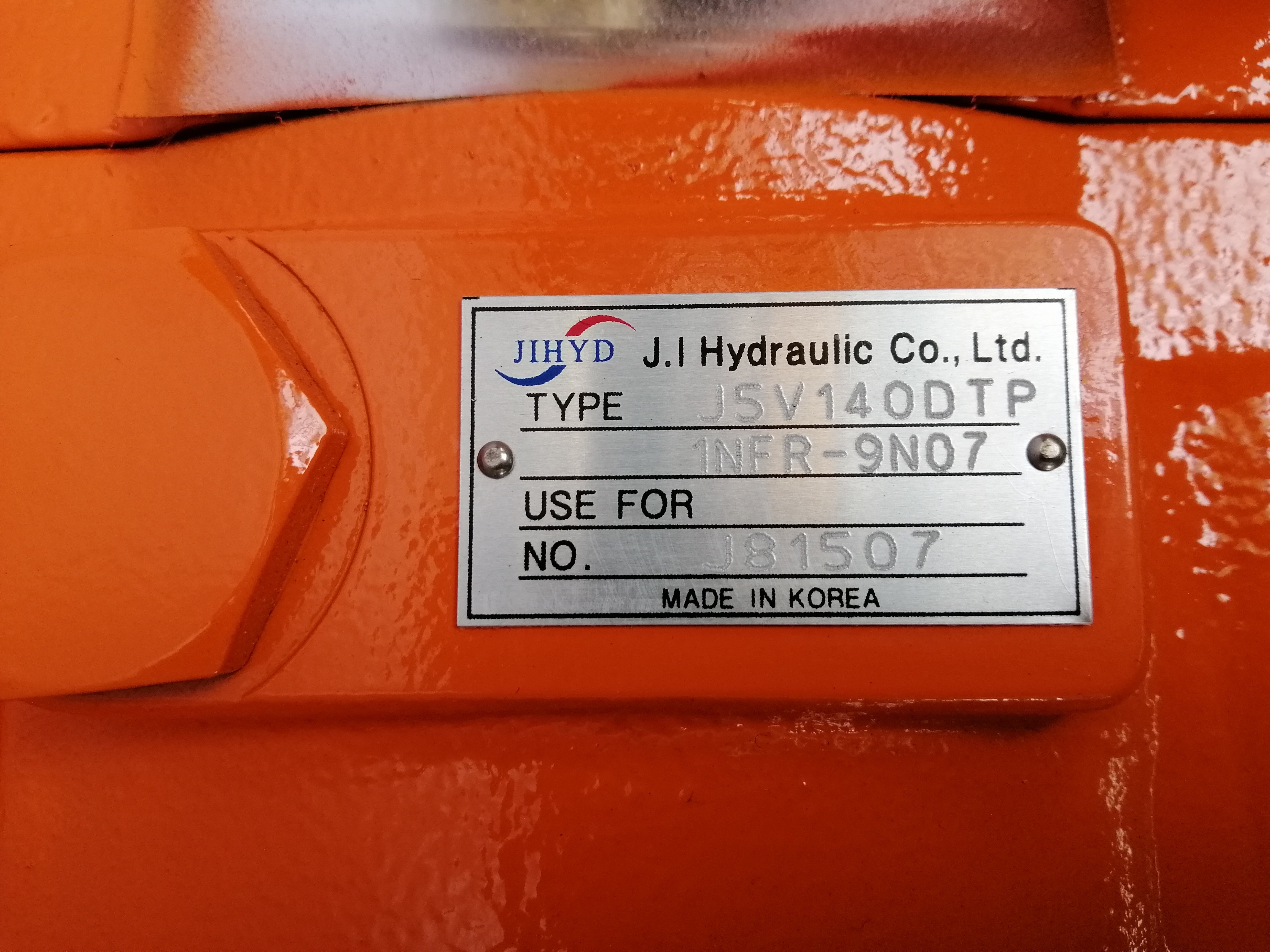SK350-8 SK330-8 Excavator Hydraulic Pump K5V140DTP with Wooden case