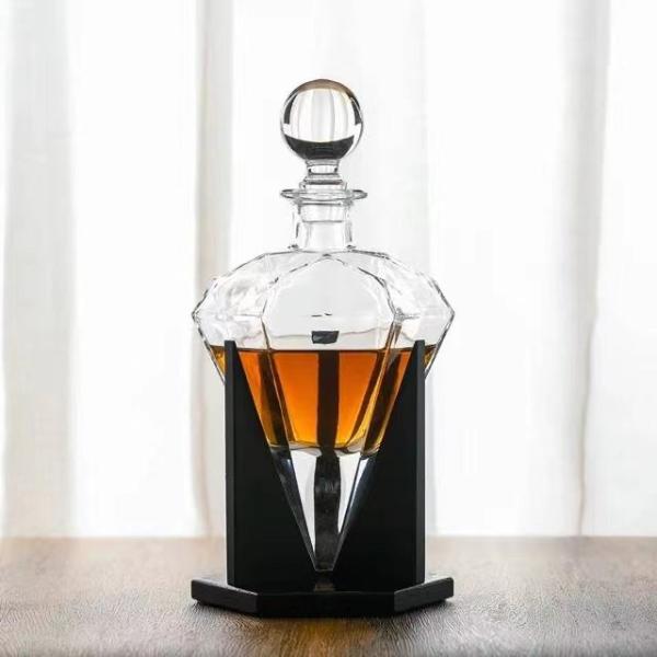Buy cheap ODM 500ML 1000ML Glass Crystal Diamond Water Bottle For Brandy from wholesalers