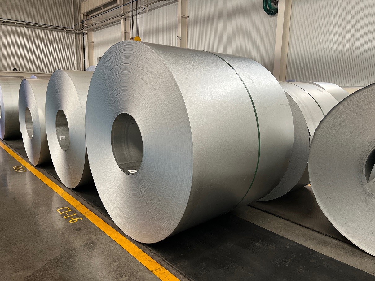 High Quality Hot Dipped 0.7mm Thick Galvalume Galvanized Aluminum Coil Az150 Galvalume Steel Coil Z275 Roofing Material