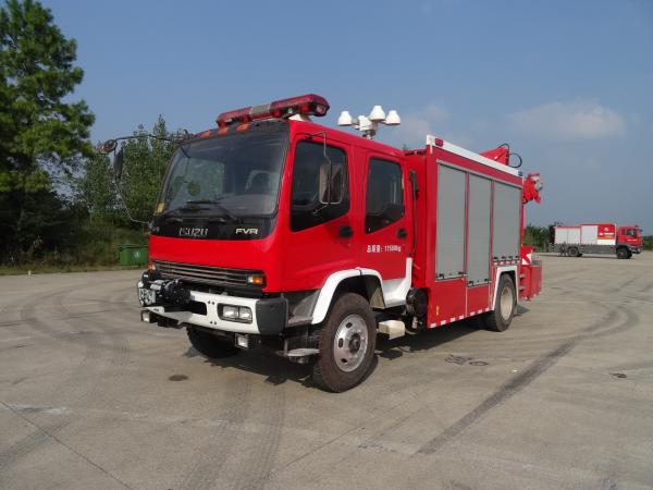 Buy cheap ISUZU 240hp 6 Wheel Emergency Rescue Fire Truck Heavy With 5 Ton Crane from wholesalers