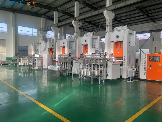 6 Shafts Touch Screen Controllable House Foil Roll Slitter Rewinding Machine