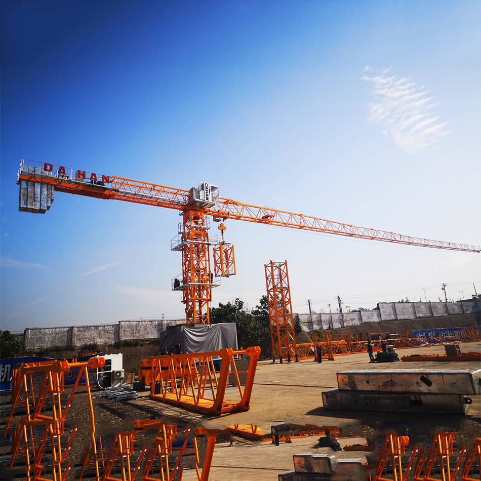 Tower Crane 40 Ton Capacity Zoomlion's Latest Telescopic Luffing jib Design For 2020