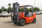 Diesel Engine Warehouse Lift Truck 4.5 Ton Truck CPC45 With 6000mm Lifting