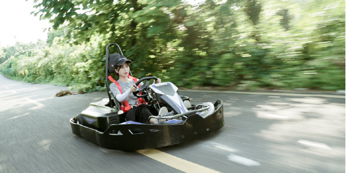 Fun World 540w/H Battery Operated Go Kart For Kids 32km/H