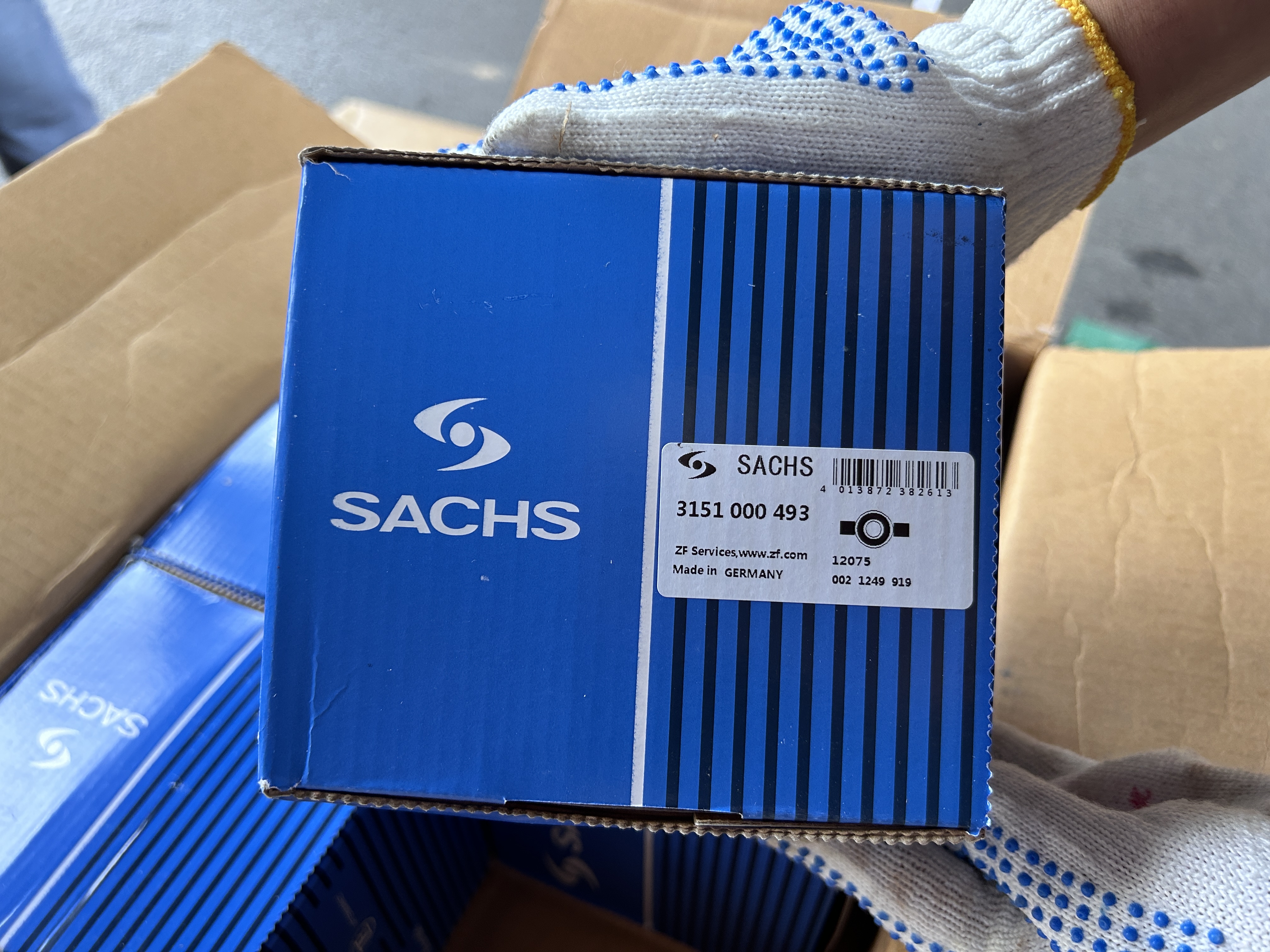 1975-1991 Mercedes-Benz Heavy Duty Clutch Release Bearing 3151000493 Central Slave Cylinder