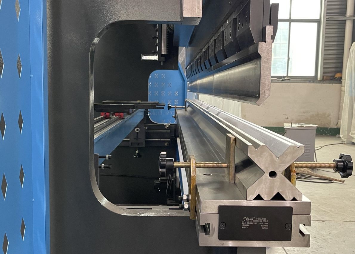 Wc67y 160T Stainless Steel CNC Hydraulic Press Brake 2 Axis 3200MM