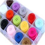 Wholesale Custom Colorful 4 holes Wooden Round Buttons For Clothing Shirt