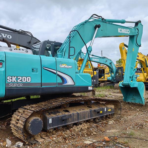 Buy cheap 20Ton Medium Used Kobelco Excavators Sk200 Earthmoving Crawler from wholesalers