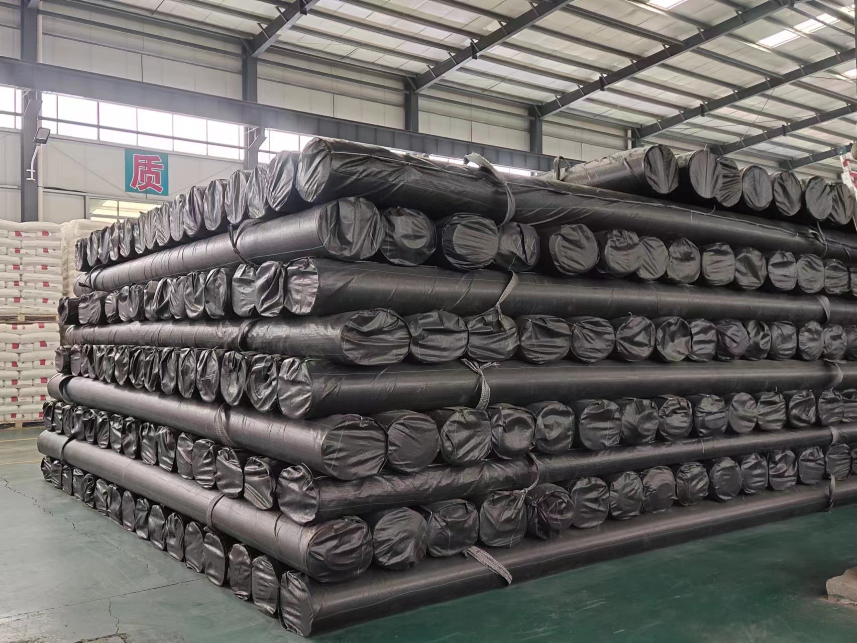 UV Protection Geomembrane Sheet 0.5mm 0.75mm 1mm Pond Liner in Black White Green Blue