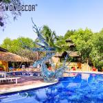 Large Outdoor Casting Stainless Steel Sculpture Swimming Pool Metal Decoration