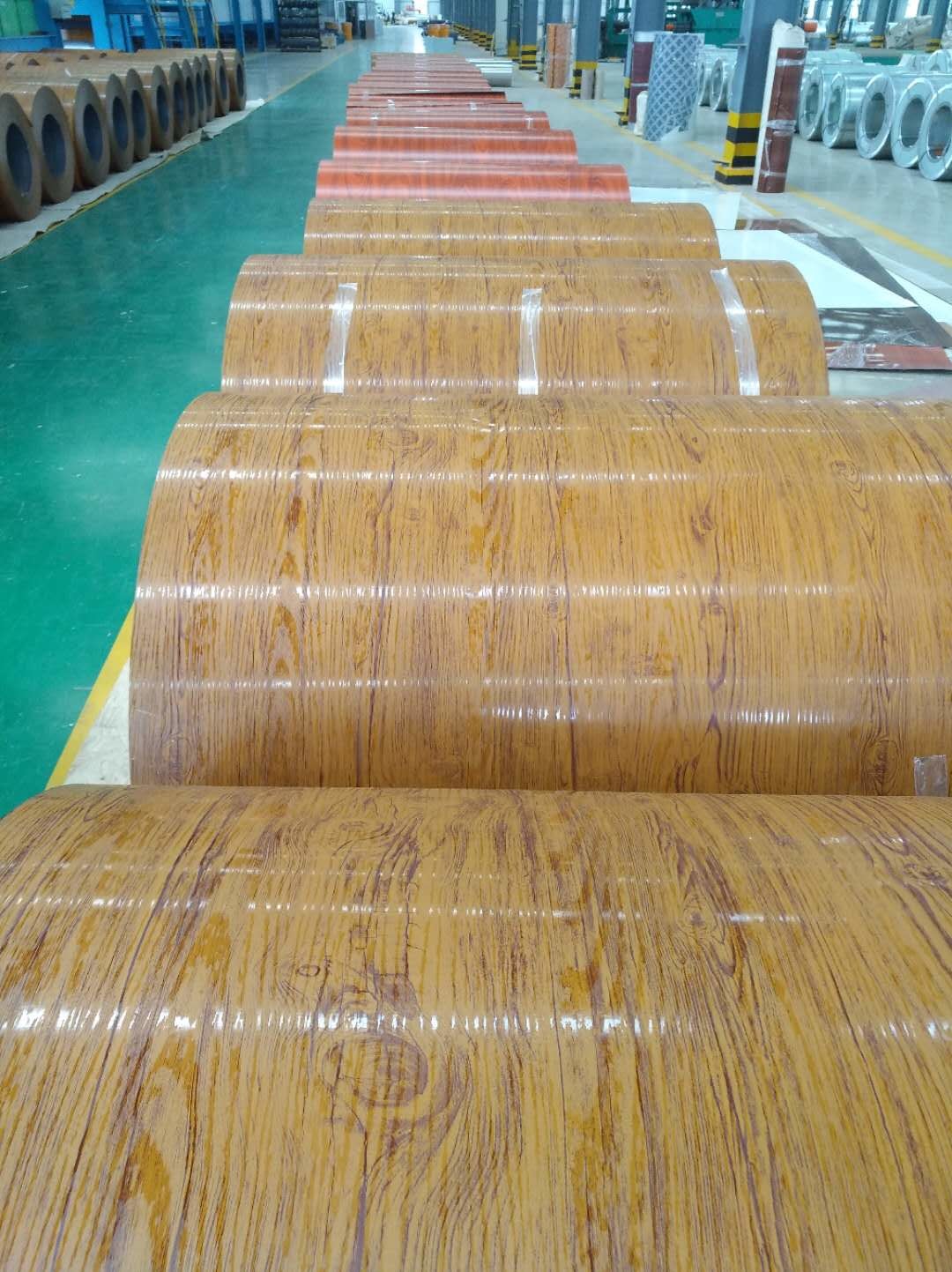 AA3105 Color Coated Aluminum Coil Wood Color Polyester Coated Aluminum Coils Work For Decorations and Door Materials