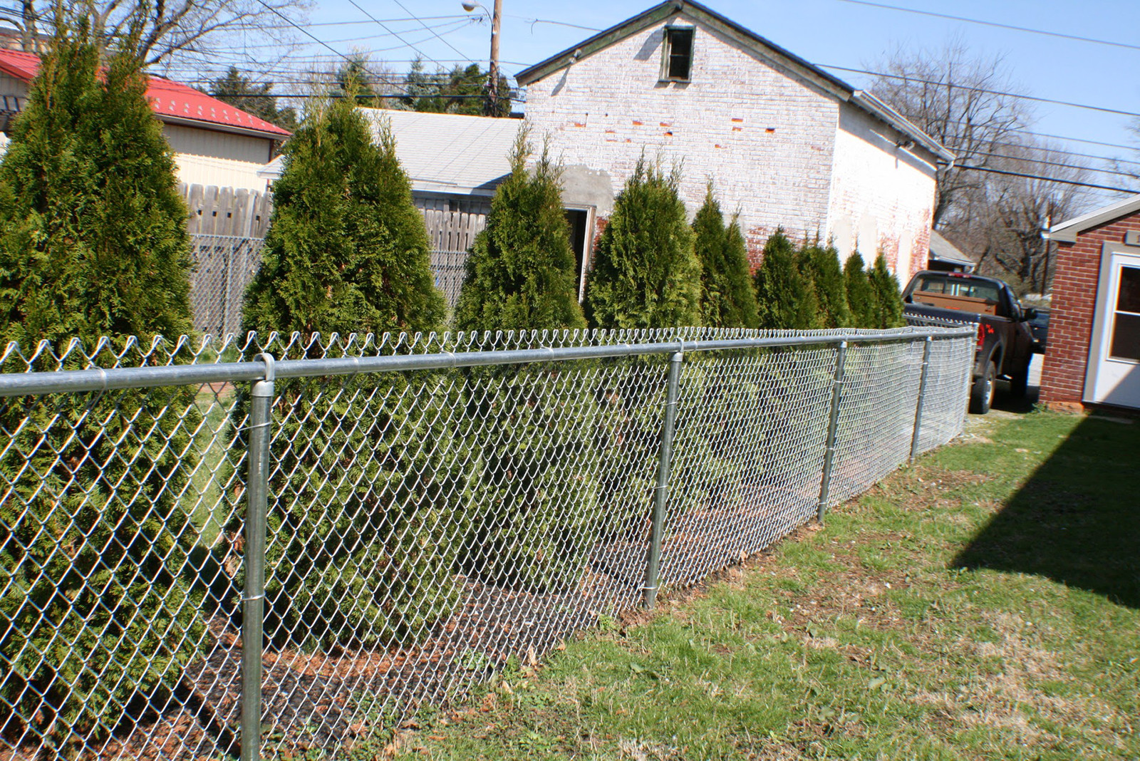 10ft Chain Link Galvanized Fence 9 Gauge 2'' With 50ft Length And Fittings