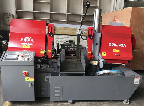 Buy cheap GZ4240A 500mm Feeding Length Automatic Bandsaw Machine Auto Cutting from wholesalers