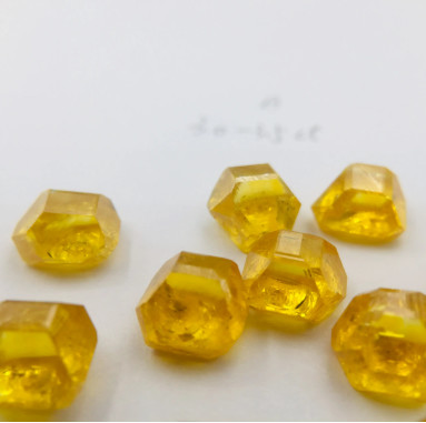0.5-6ct Synthetic uncut diamond Yellow Hpht Rough Diamonds Synthetic Rough Uncut Diamond Price Per Carat lab grown diamond for jewelry yellow rough