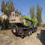 ZOOMLION ZTC300V Used Crane Trucks Heavy Equipment 30T